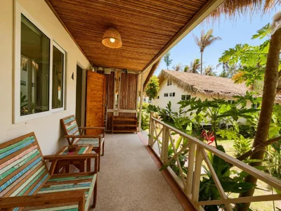 Familiensuite mit Balkon — Phangan Chalet Bungalows